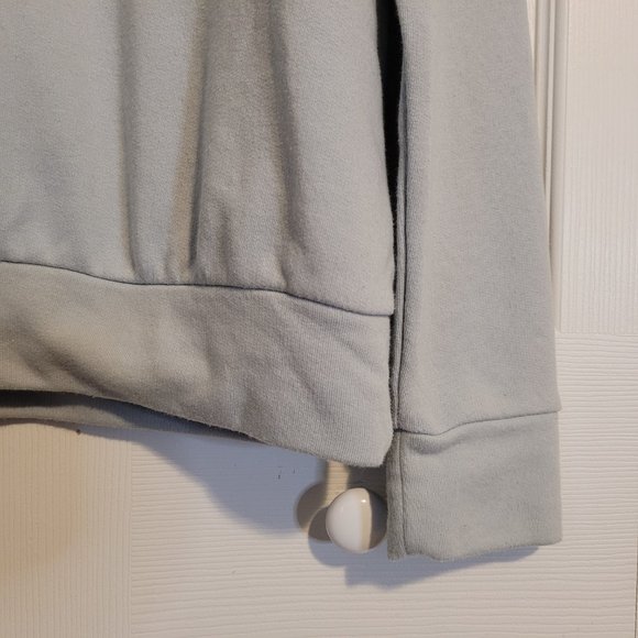 ๐ NWOT "we are family" Lauren Conrad Sweatshirt - Picture 4 of 5